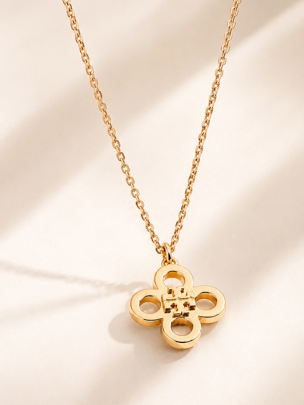 ✨ Tory Burch 18K GP GOLD Kira Clover Pave Logo Pendant Necklace - Picture 2 of 8